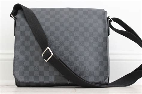 lv damier messenger bag|louis vuitton trio messenger.